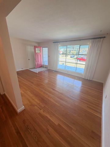 711 Hardin Drive, Chattanooga, TN 37412