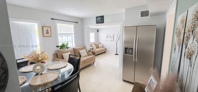 1533 NE 48TH ST, Pompano Beach, FL 33064