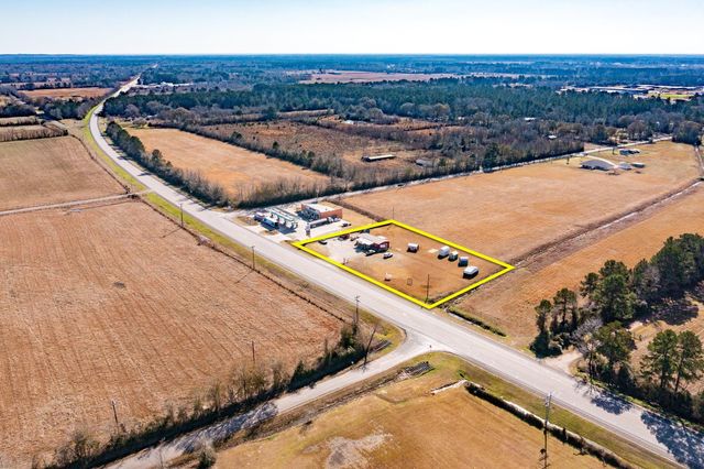 14695 Highway 105, Cleveland, TX 77327