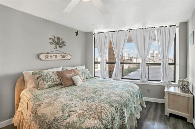 720 Access Road 1-A 107, Port Aransas, TX 78373
