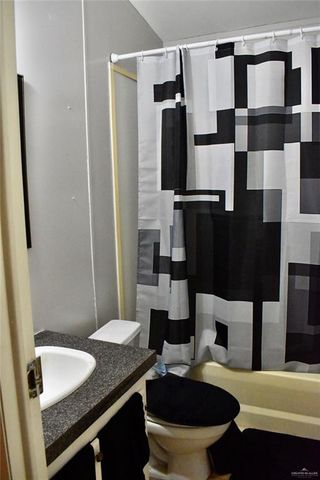 6209 Poinsettia Street, Edinburg, TX 78542