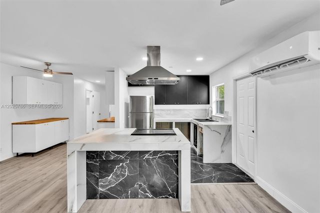 1517 NW 8th Ave 1517, Fort Lauderdale, FL 33311