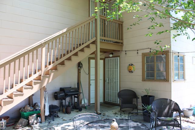 206 SENISA DR, San Antonio, TX 78228