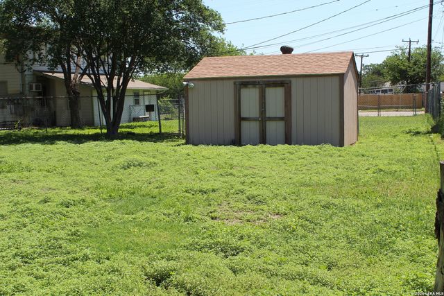 206 SENISA DR, San Antonio, TX 78228