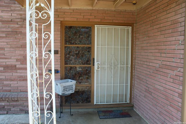 206 SENISA DR, San Antonio, TX 78228