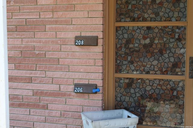 206 SENISA DR, San Antonio, TX 78228