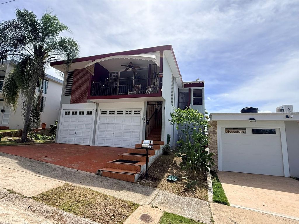 Image 3 of property listing at Q24 Calle 12 CALLE ANTONIA SÁEZ, Cabo Rojo, PR 00623