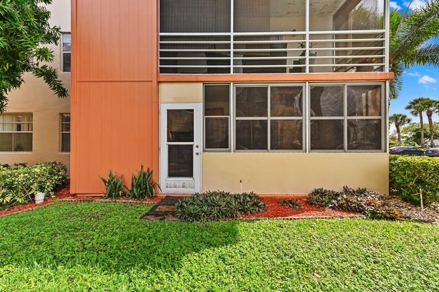 211 Piedmont E, Delray Beach, FL 33484