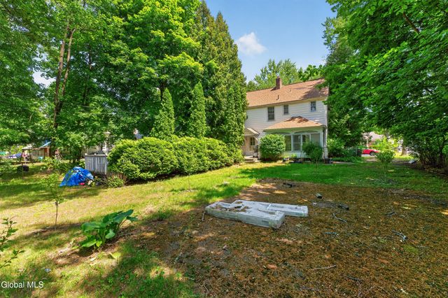 2 Providence Street, Guilderland, NY 12203