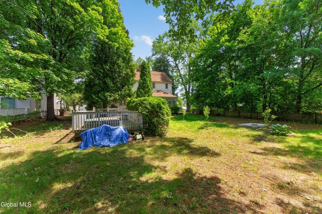 2 Providence Street, Guilderland, NY 12203
