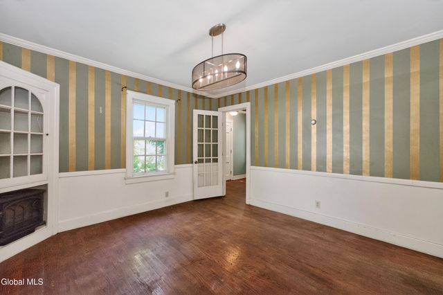 2 Providence Street, Guilderland, NY 12203