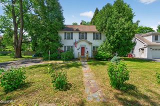 2 Providence Street, Guilderland, NY 12203