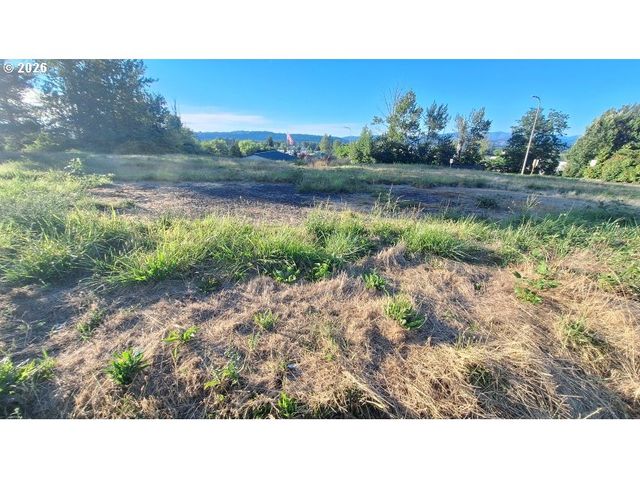 2075 Ne 240TH Ave, Wood Village, OR 97060