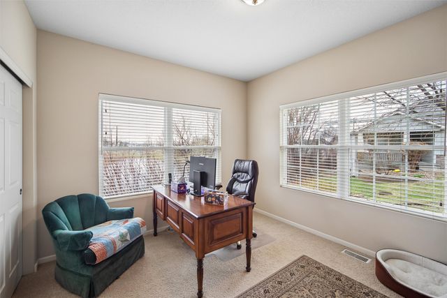 14550 Alpine Drive, Urbandale, IA 50323