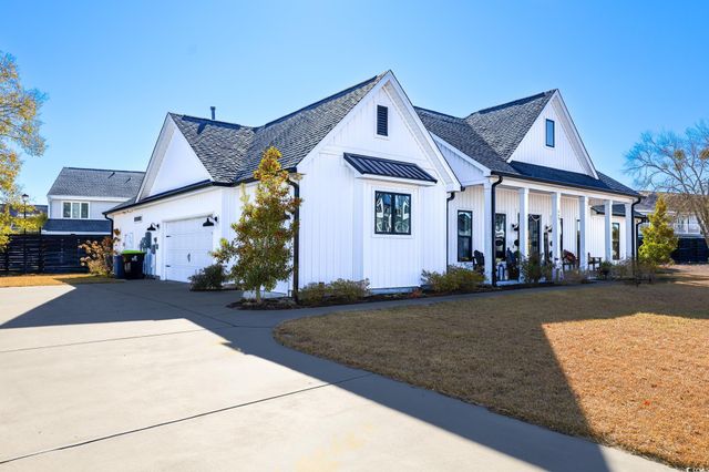 669 Pacific Commons Dr., Surfside Beach, SC 29575