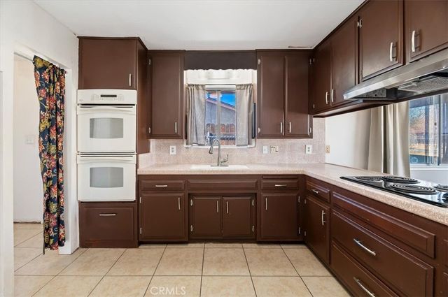 55837 Antelope Trail, Yucca Valley, CA 99228