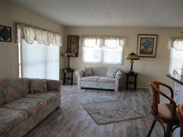 34542 SWEETPEA LANE, Zephyrhills, FL 33541