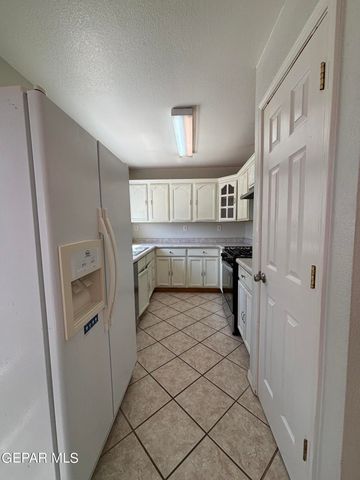 4476 Loma Diamante Drive, El Paso, TX 79934