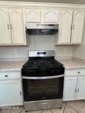 4476 Loma Diamante Drive, El Paso, TX 79934