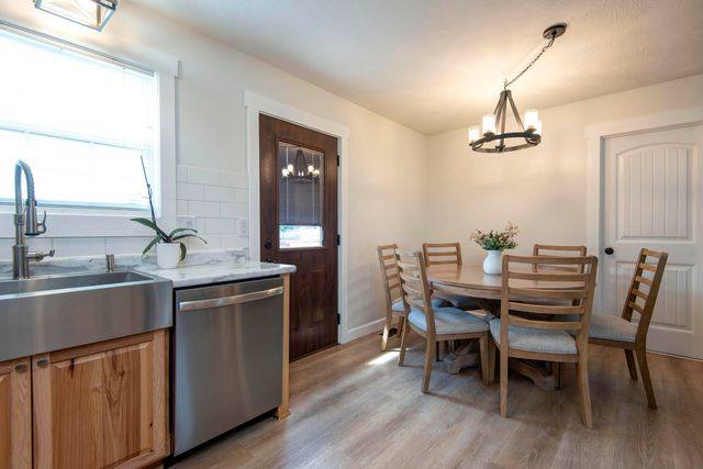 3009 N Marshall Road, Marshfield, MO 65706