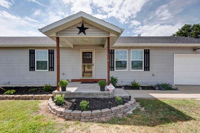 3009 N Marshall Road, Marshfield, MO 65706
