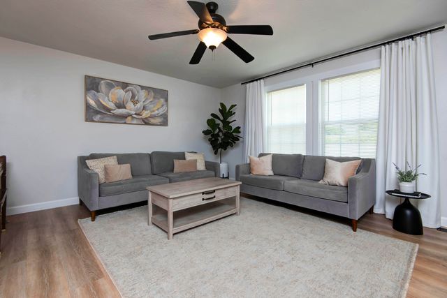 3009 N Marshall Road, Marshfield, MO 65706