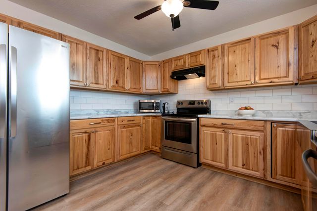 3009 N Marshall Road, Marshfield, MO 65706