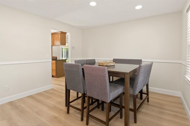 19 Kingsberry Drive, Greece, NY 14626
