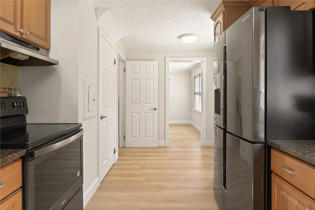 19 Kingsberry Drive, Greece, NY 14626