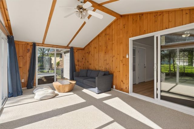 19 Kingsberry Drive, Greece, NY 14626