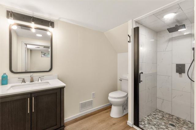19 Kingsberry Drive, Greece, NY 14626