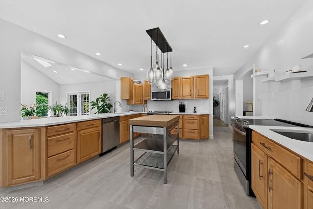 48 Larrabee Boulevard, Howell, NJ 07731