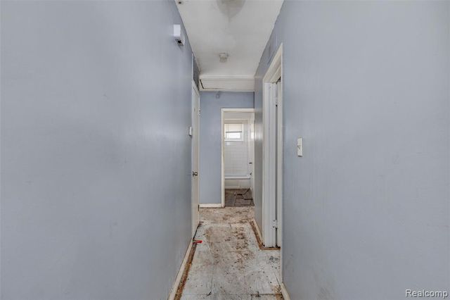 4004 Minnesota, Detroit, MI 48212