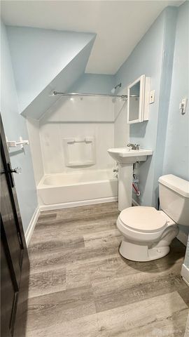 3206 E 5th Street, Dayton, OH 45403