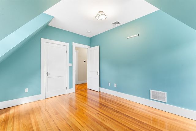 59 Washington St, Hudson, MA 01749