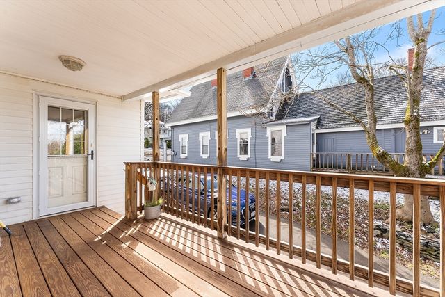 59 Washington St, Hudson, MA 01749