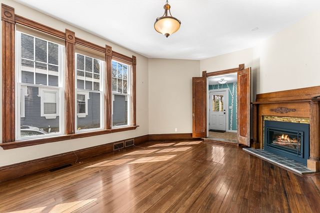 59 Washington St, Hudson, MA 01749