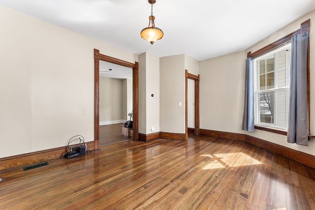 59 Washington St, Hudson, MA 01749