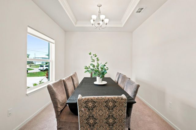 201 SW North Wakefield Circle, Port St. Lucie, Port St Lucie, FL 34953