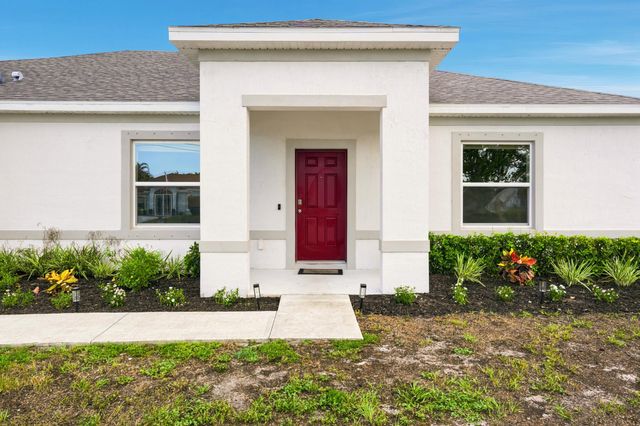 201 SW North Wakefield Circle, Port St. Lucie, Port St Lucie, FL 34953