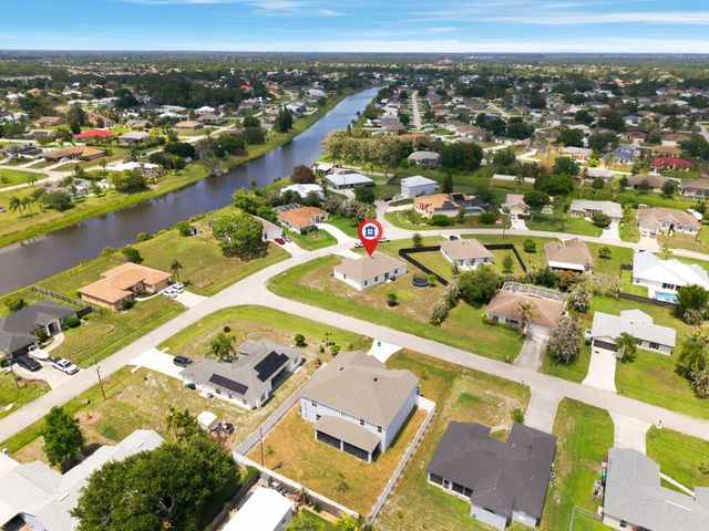 201 SW North Wakefield Circle, Port St. Lucie, Port St Lucie, FL 34953