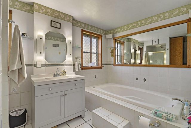2026 Wisconsin STREET, Racine, WI 53402