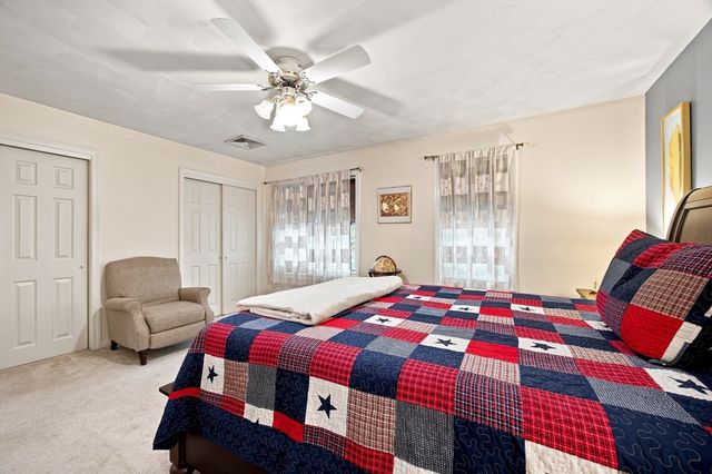 41 Stallbrook Rd 41, Milford, MA 01757