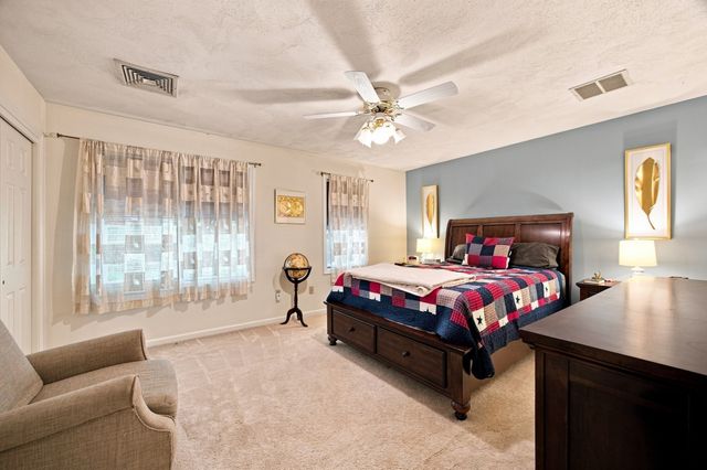 41 Stallbrook Rd 41, Milford, MA 01757