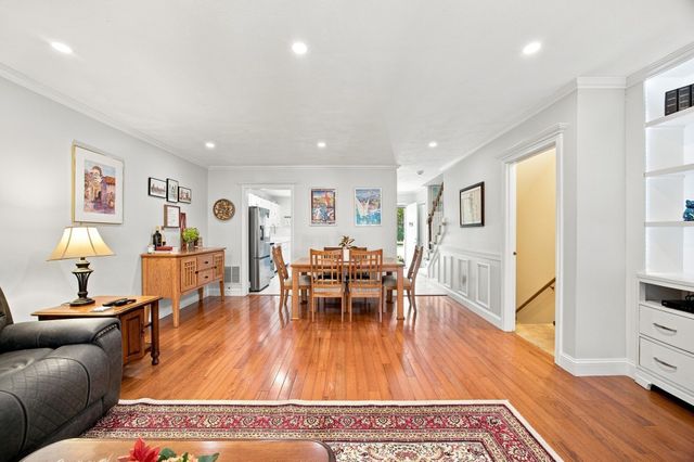 41 Stallbrook Rd 41, Milford, MA 01757