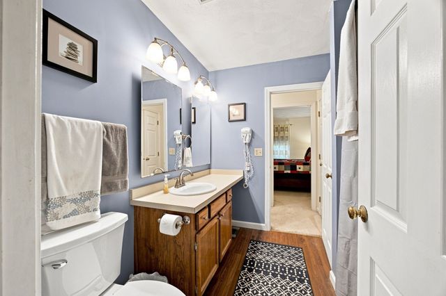 41 Stallbrook Rd 41, Milford, MA 01757