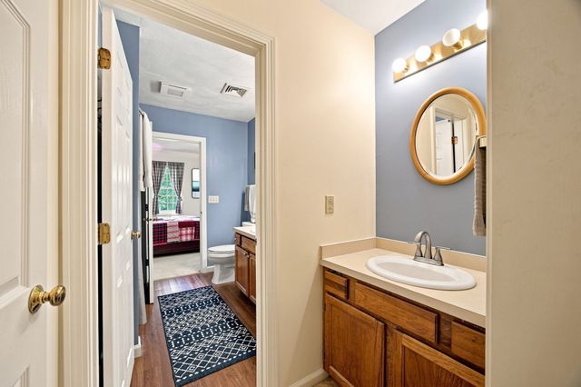 41 Stallbrook Rd 41, Milford, MA 01757