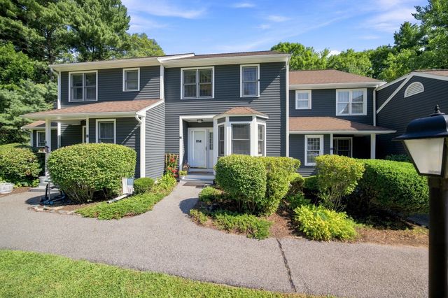 41 Stallbrook Rd 41, Milford, MA 01757