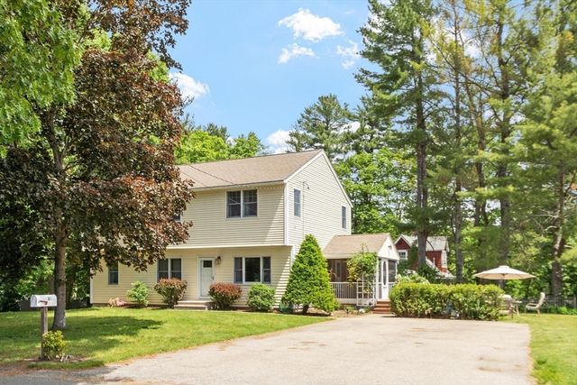 107 Maple Rd, Tewksbury, MA 01876