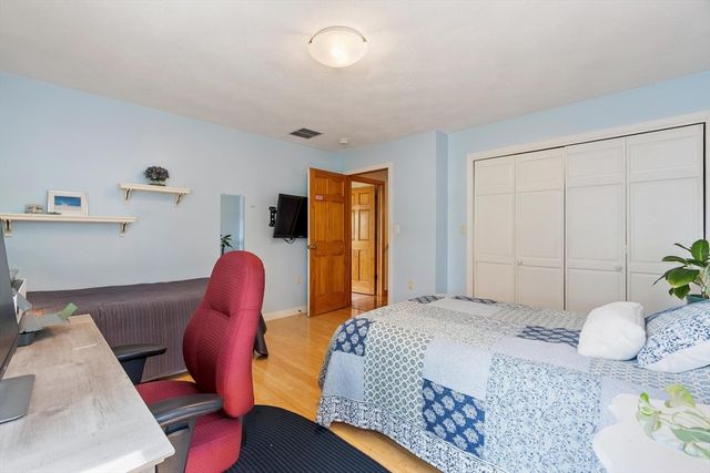 107 Maple Rd, Tewksbury, MA 01876